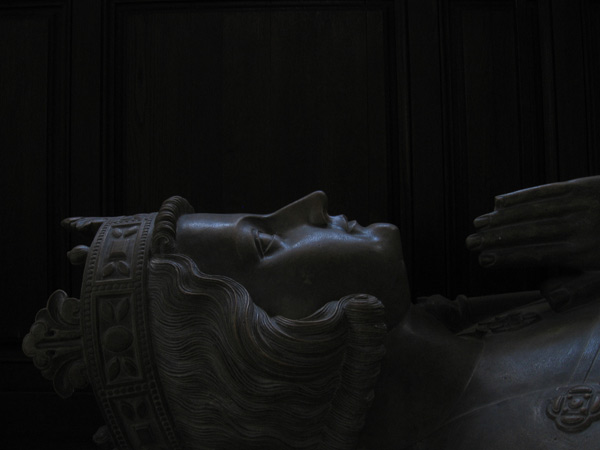 Gisant de Rollon Gisant de Rollon